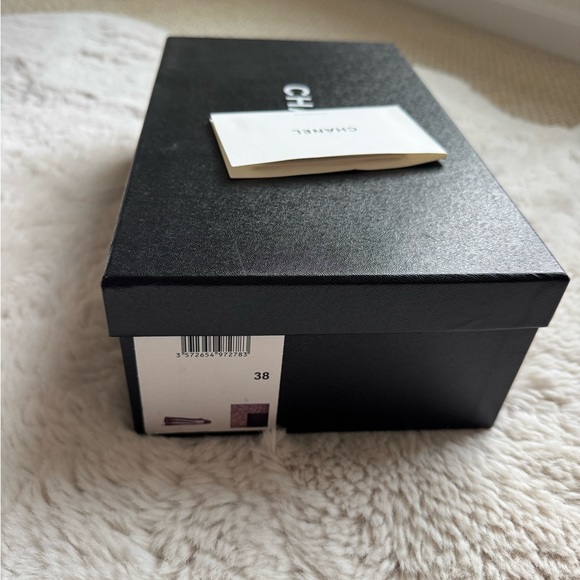 Authentic CHANEL Black and Silver Women's Flats - Picture 10 of 10